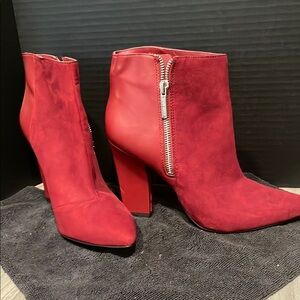 Nine West Red Ankle Boots with High Heel and Zipper